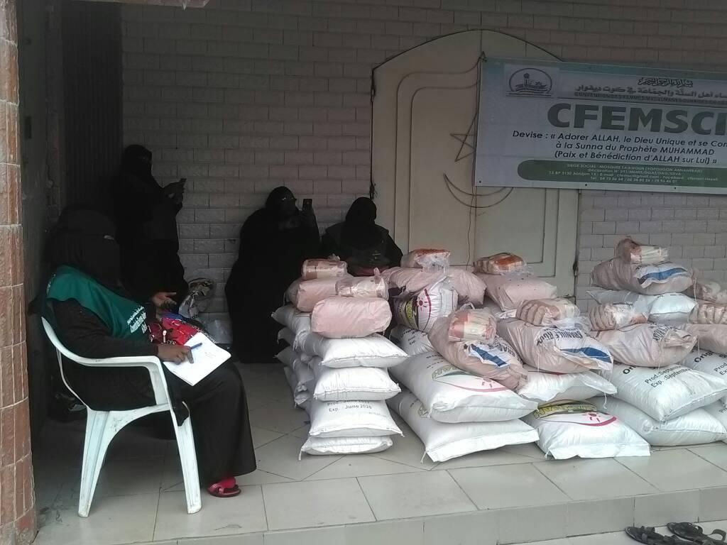 5 éme édition de la journée de bienfaisance du moi béni de Ramadan par la Convention des Femmes Musulmanes Sunnites en Côte d’Ivoire (CFEMSCI).
